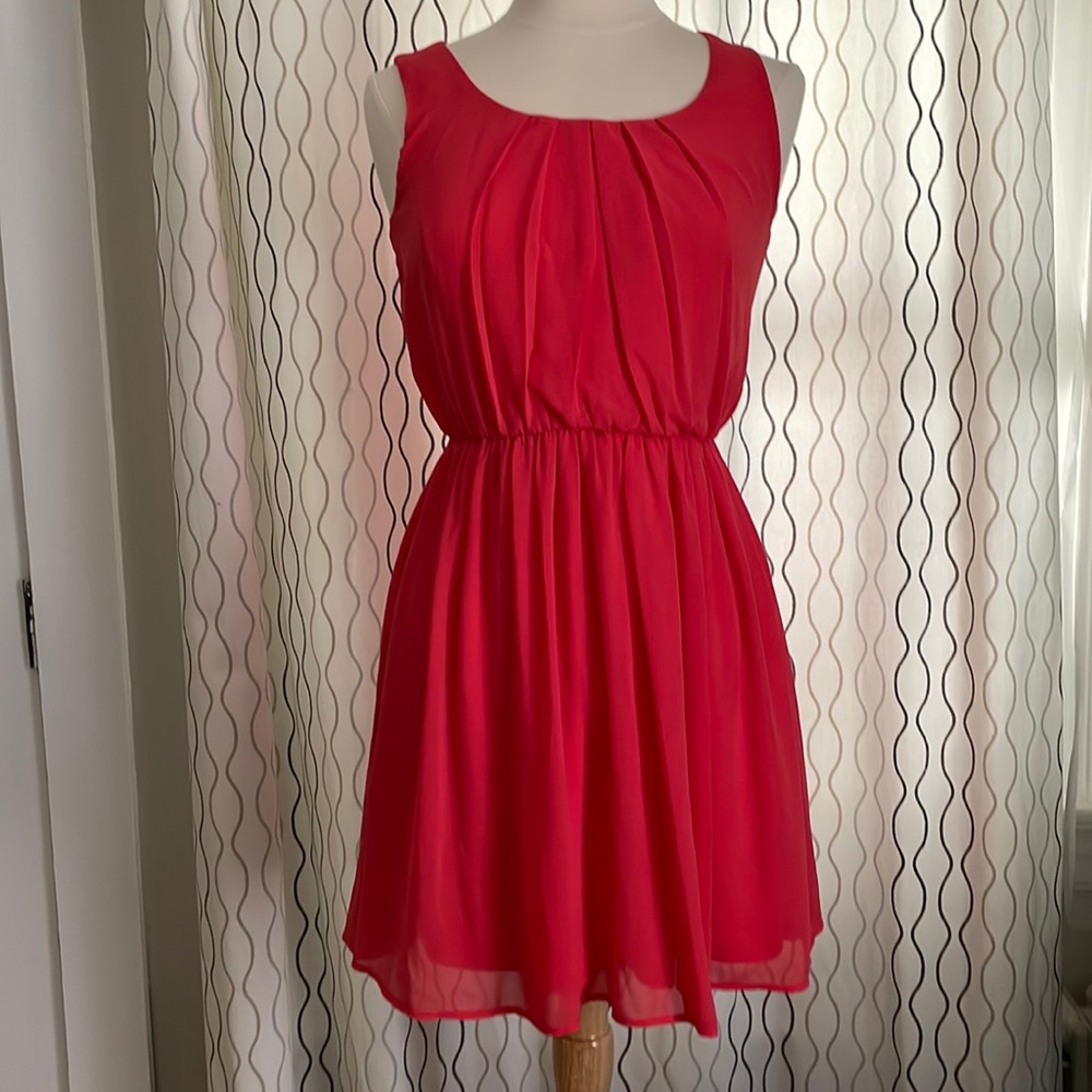 Cute sleeveless dress